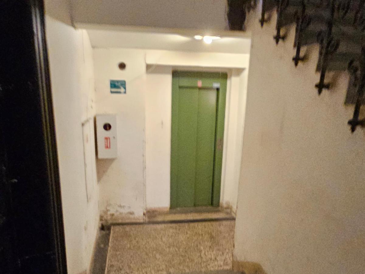 Historic Centre Apartments V Прага Экстерьер фото